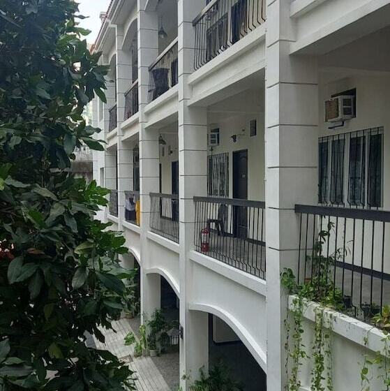 Hotel Tesoro Apartments By Oyo