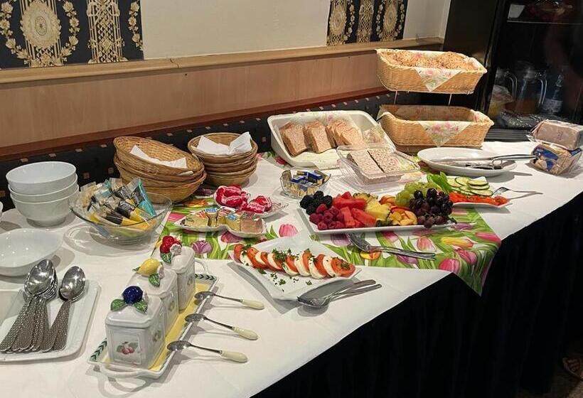 فندق Zur Altstadt