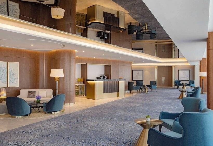 هتل Embassy Suites By Hilton Dubai Business Bay