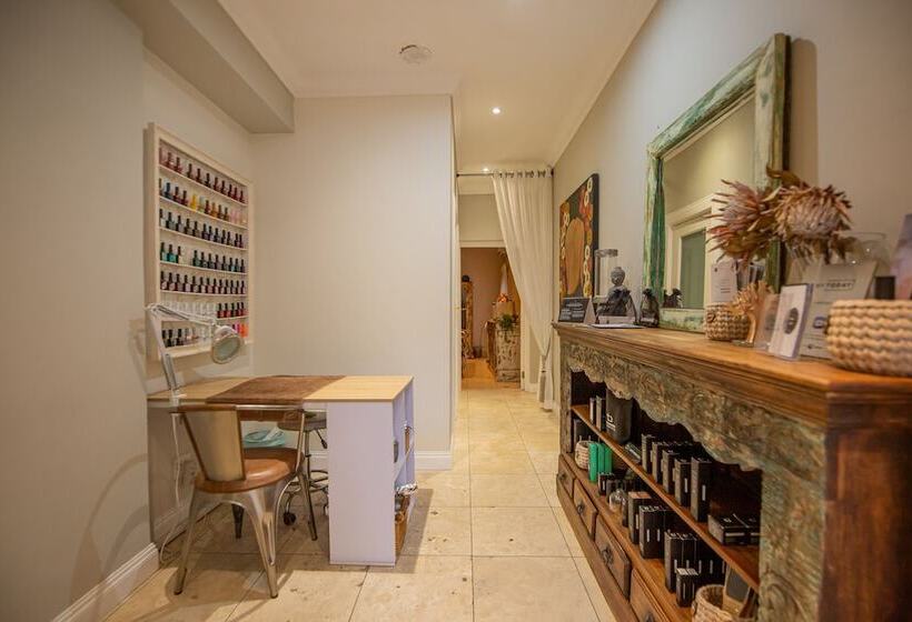 تختخواب و صبحانه Belvedere Boutiqe