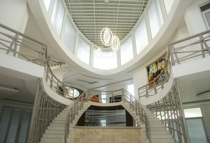 فندق Avenra Dynasty