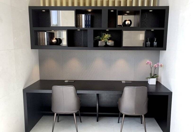 בית מלון כפרי Ramada Suites By Wyndham Geoje