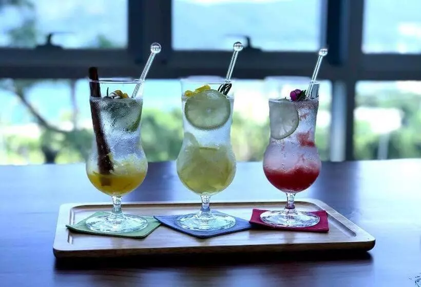 Hotelli Ramada Suites By Wyndham Geoje