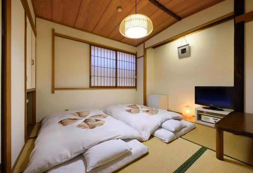 هتل Sakuranbo