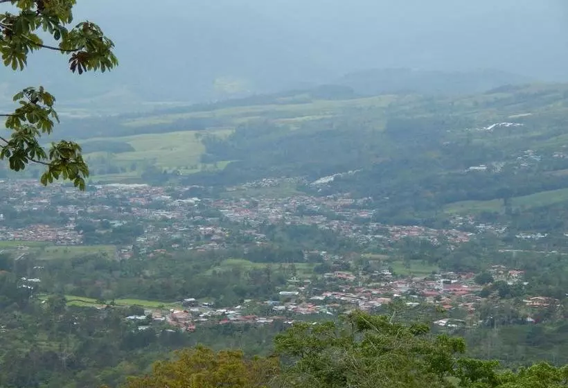 هتل Vista Turrialba Lodge