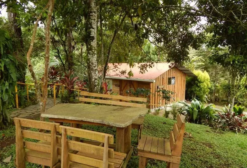 هتل Vista Turrialba Lodge