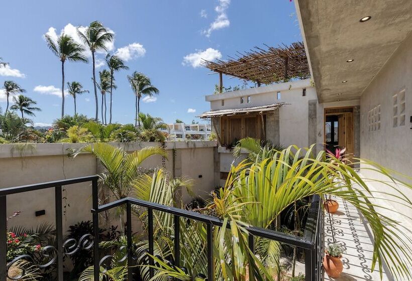 هتل El Mambo Boutique