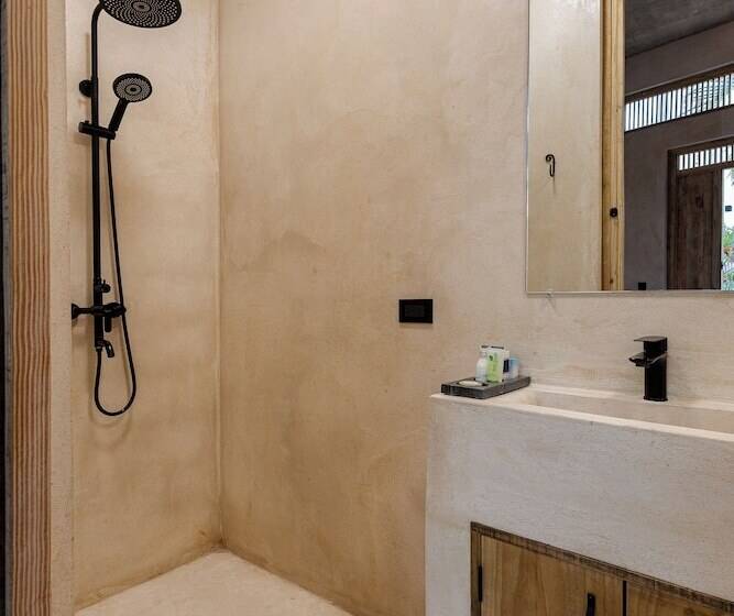 هتل El Mambo Boutique