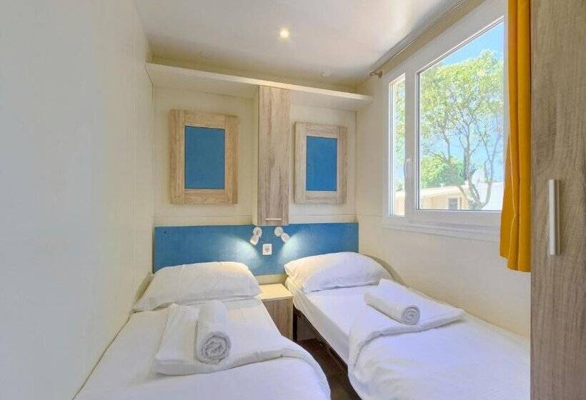 בית מלון כפרי Quality Mobile Homes In Camping Kazela