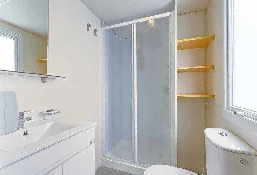 בית מלון כפרי Quality Mobile Homes In Camping Kazela