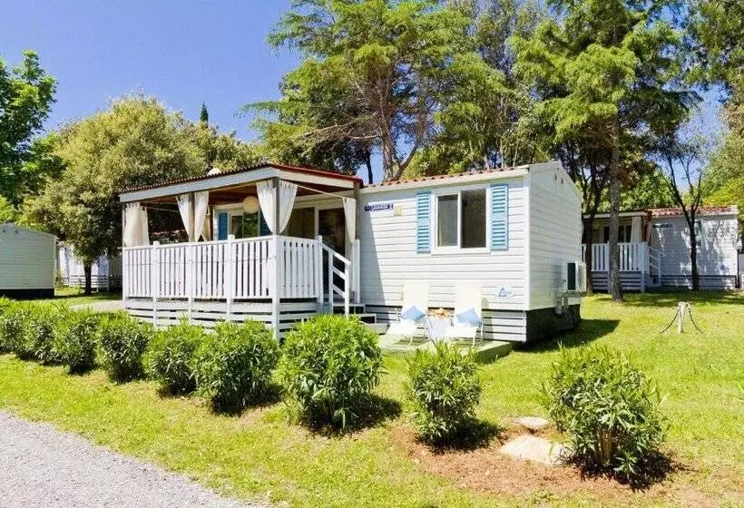 ホテル Quality Mobile Homes In Camping Kazela