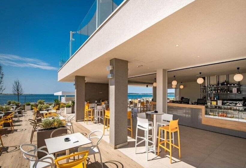 בית מלון כפרי Quality Mobile Homes In Camping Kazela