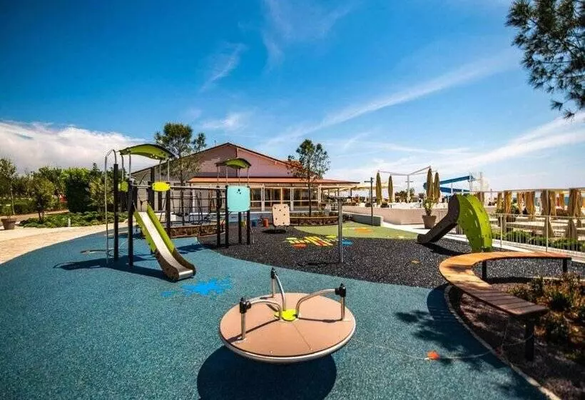 ホテル Quality Mobile Homes In Camping Kazela