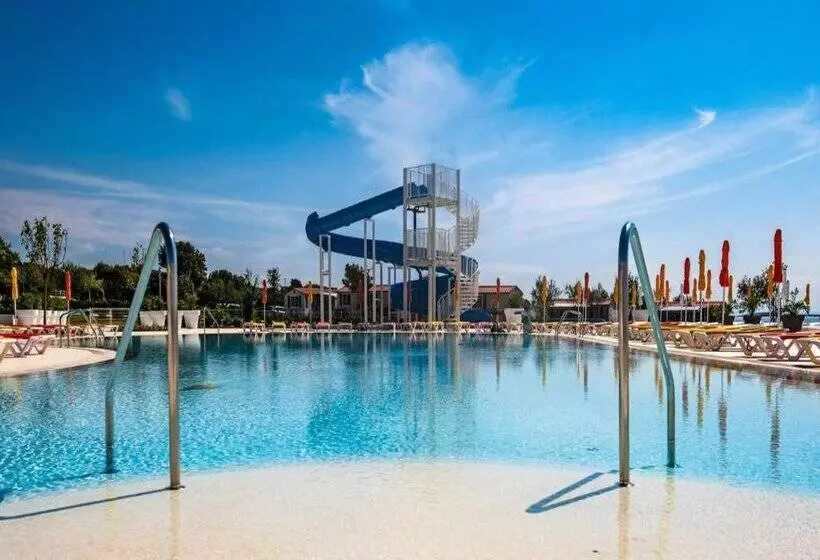 ホテル Quality Mobile Homes In Camping Kazela