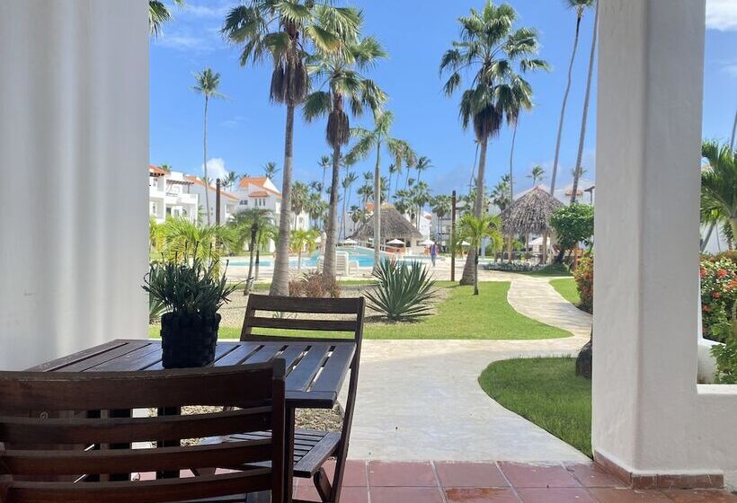 Stanza Mare Beach Front