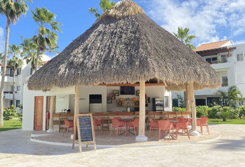 Stanza Mare Beach Front