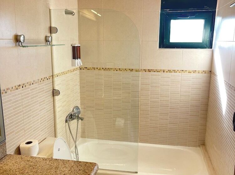 Stanza Mare Beach Front