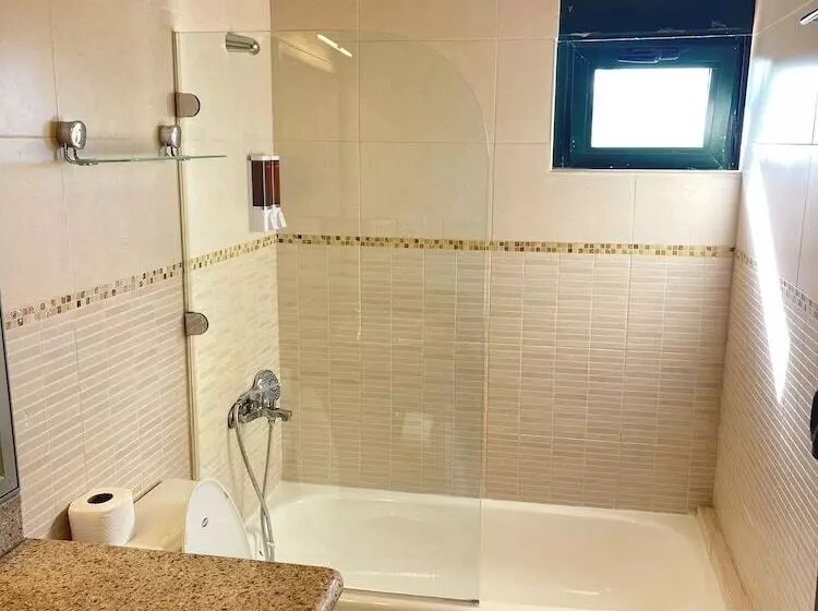 Stanza Mare Beach Front