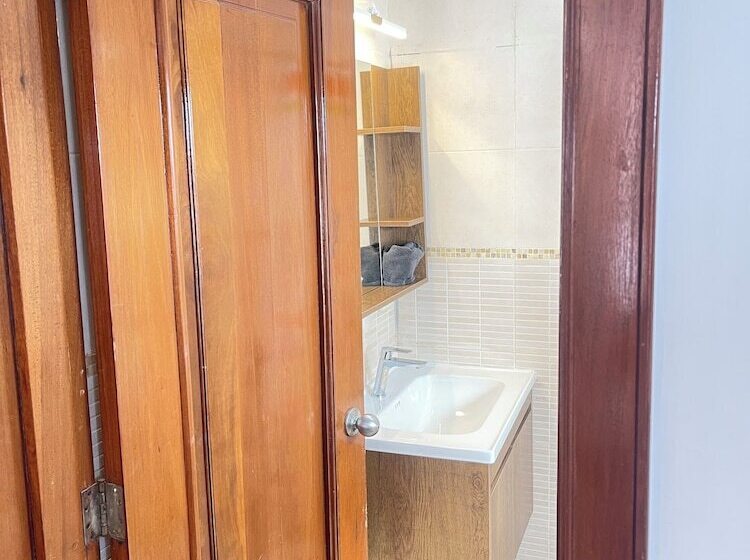 Stanza Mare Beach Front