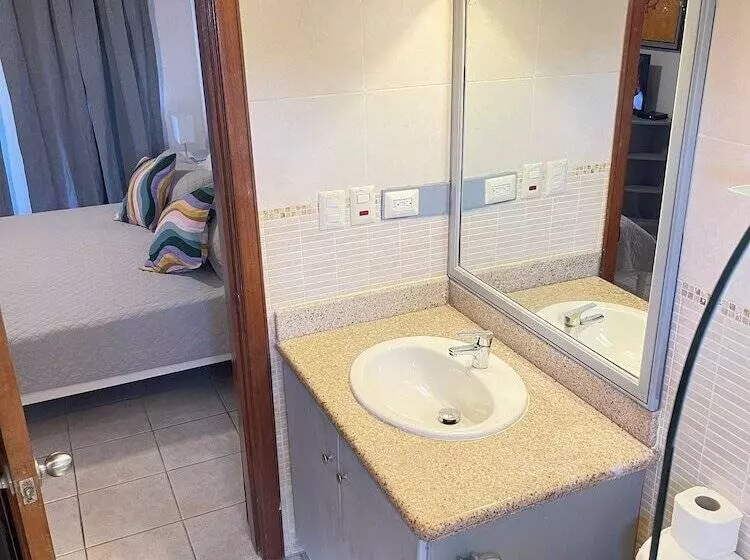 Stanza Mare Beach Front