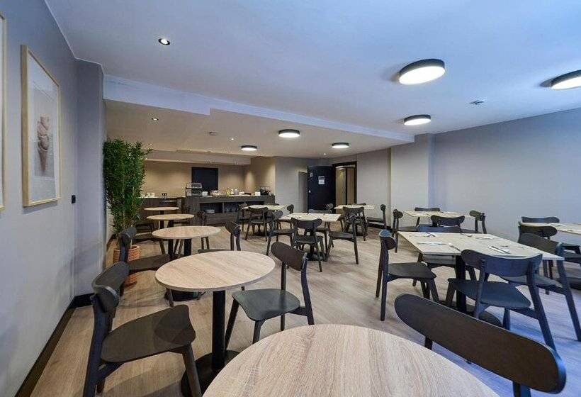 호텔 B48 Oviedo Opera