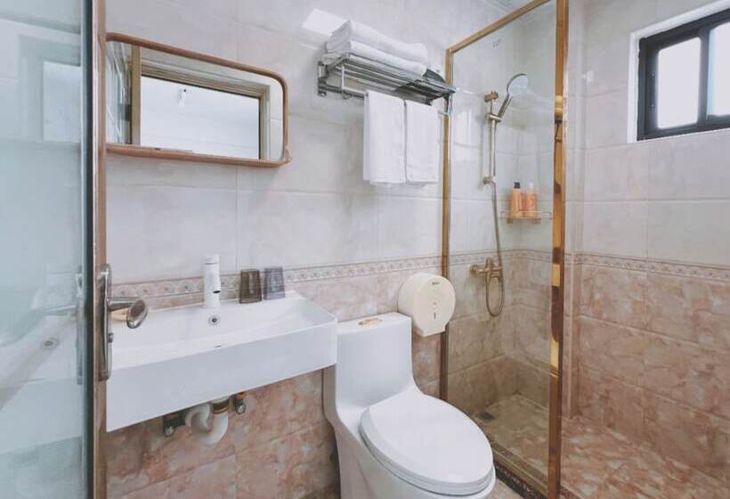 تختخواب و صبحانه Seabreaze Garden