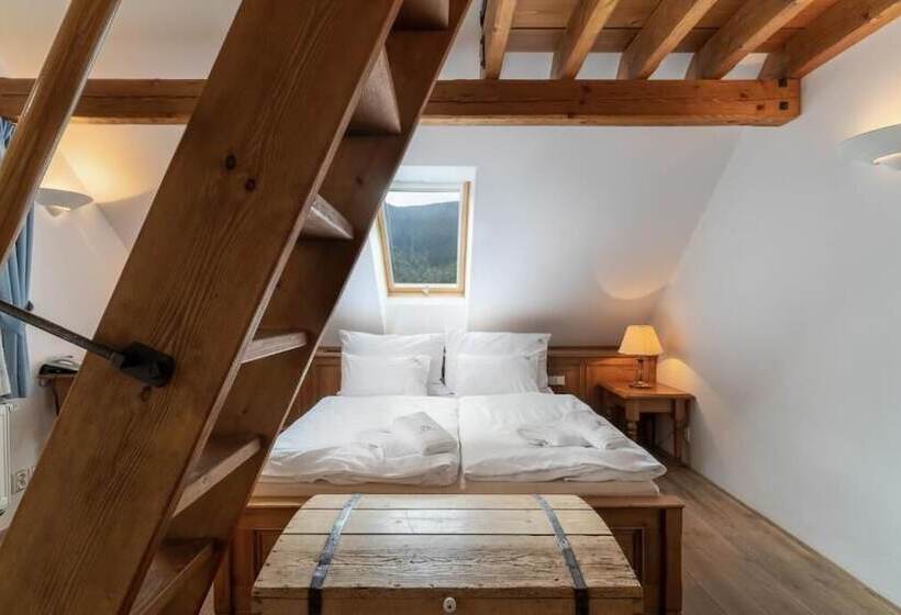 簡易ホテル Pension Slunečnice & Panorama Restaurace Farma