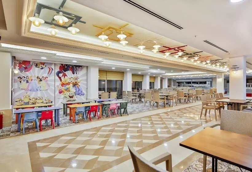 هتل Crystal Club World Of Colours   All Inclusive