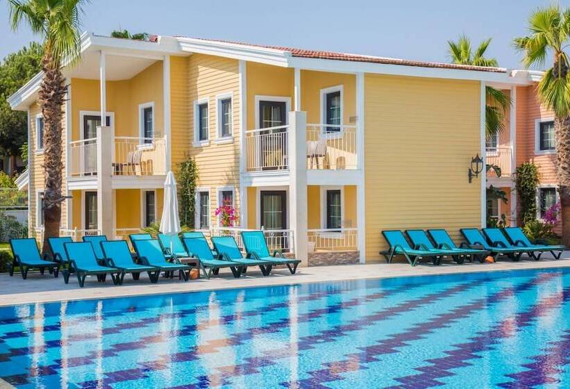 ホテル Crystal Club World Of Colours All Inclusive