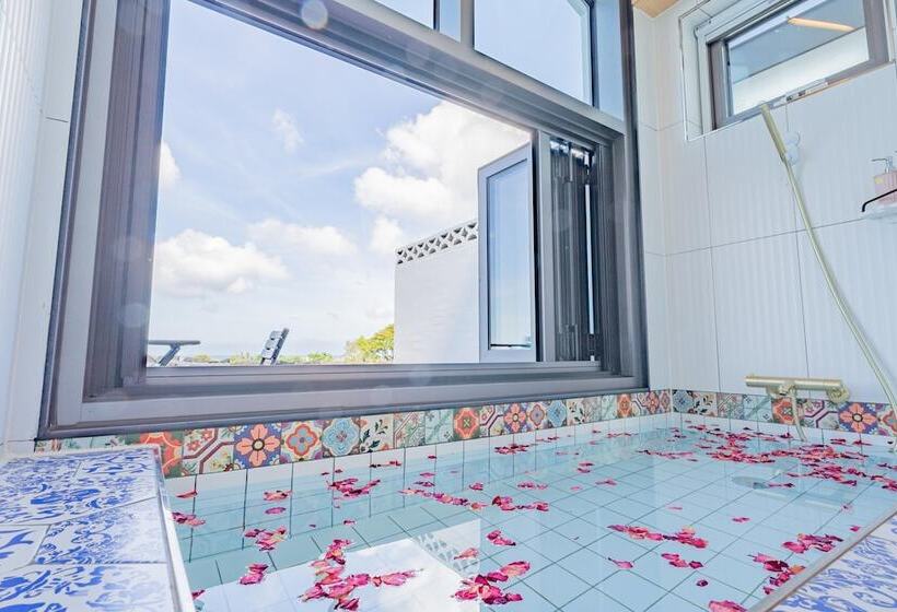 Jeju Geunalohu Pension