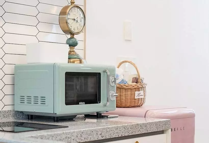 Jeju Geunalohu Pension