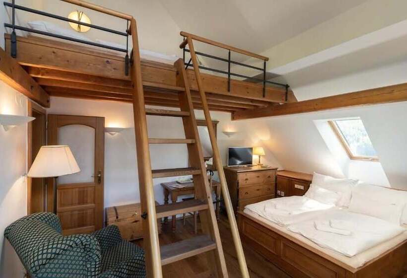 簡易ホテル Pension Slunečnice & Panorama Restaurace Farma