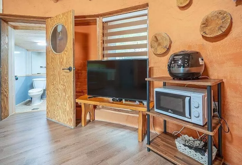 Taean Todamgil Pension