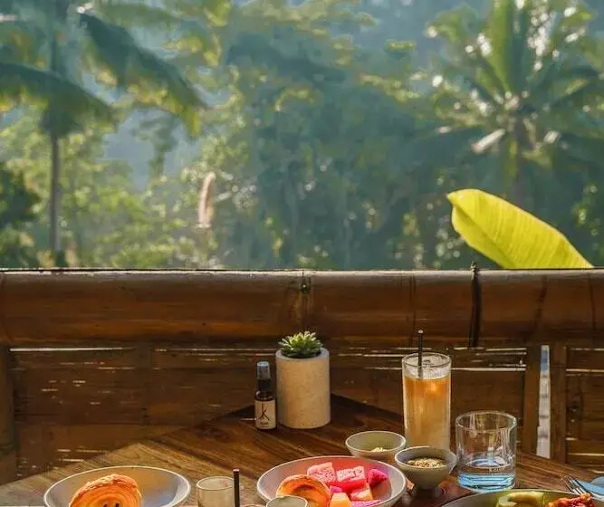 Hotelli Kanva Ubud - Luxury Glamping Resort