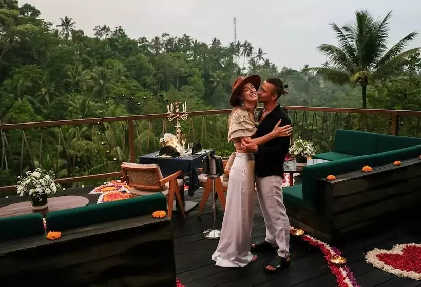 Hotelli Kanva Ubud - Luxury Glamping Resort