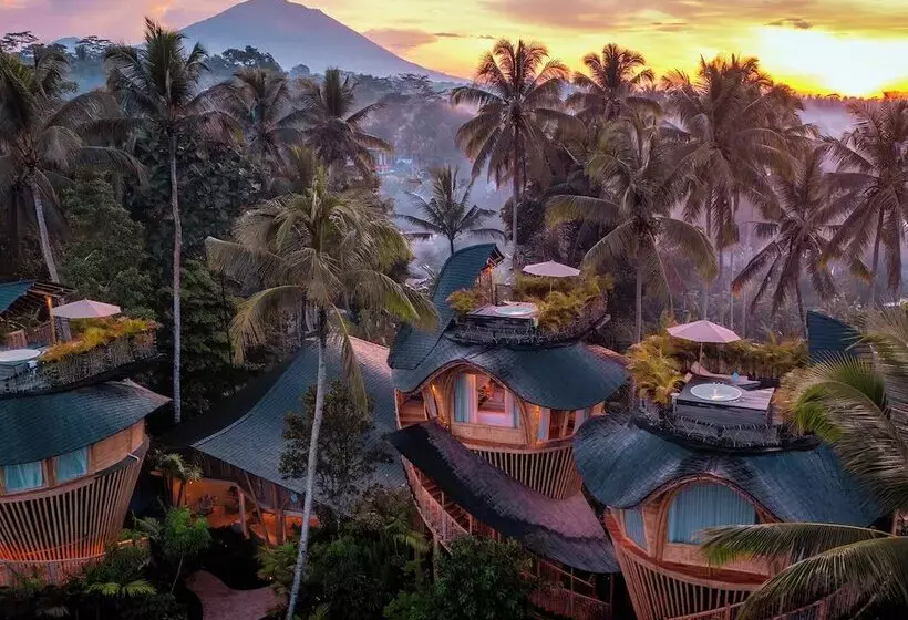 Bambootel Sawah View