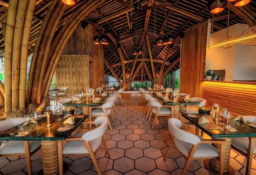 Bambootel Sawah View