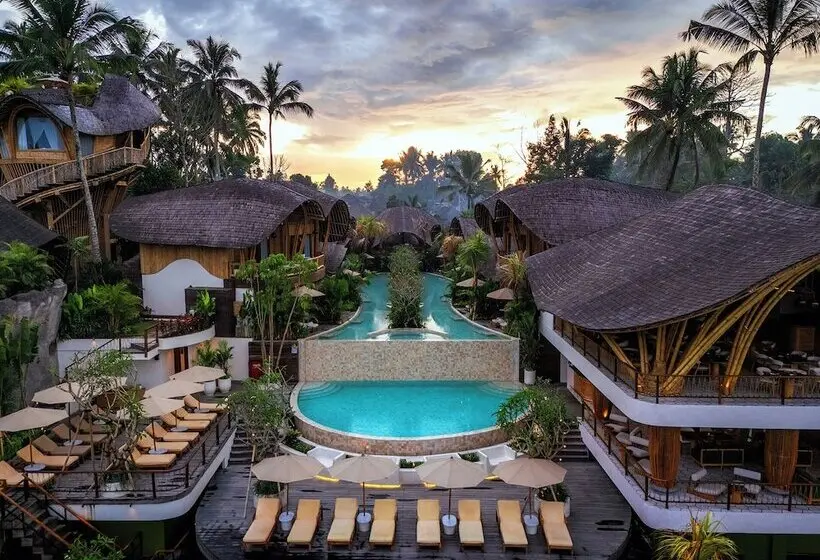 Bambootel Sawah View