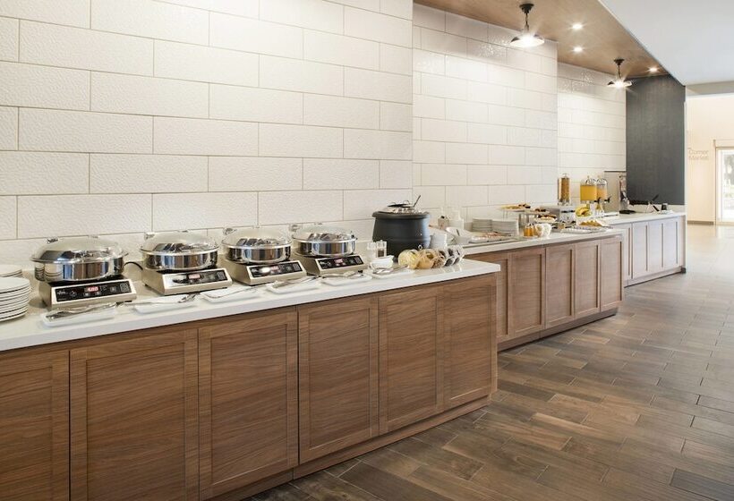 Отель Fairfield Inn & Suites By Marriott Tijuana