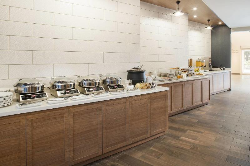 Отель Fairfield Inn & Suites By Marriott Tijuana