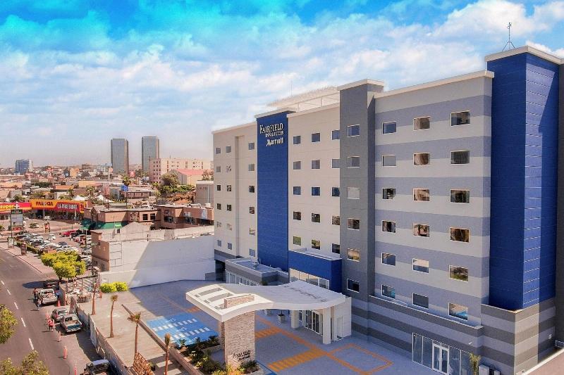Отель Fairfield Inn & Suites By Marriott Tijuana