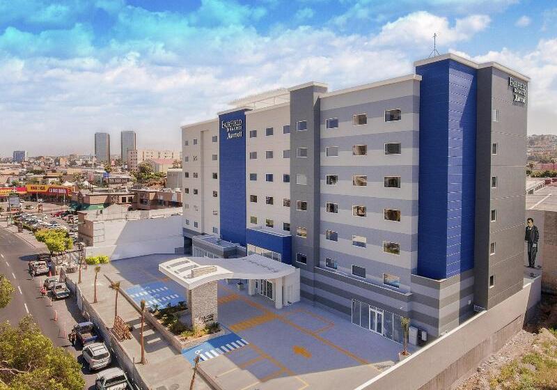 Отель Fairfield Inn & Suites By Marriott Tijuana