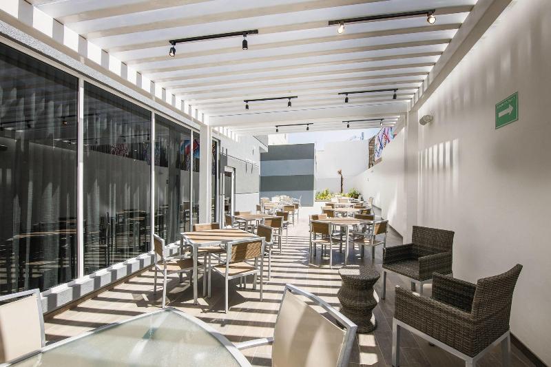 Отель Fairfield Inn & Suites By Marriott Tijuana