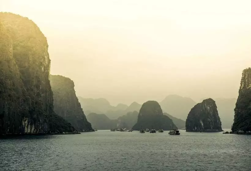 هتل Hoang Giang