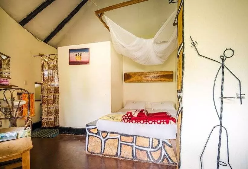 هتل Kingfisher Safaris Resort