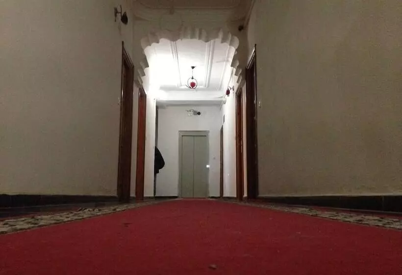 هتل Lalla Mokhtara