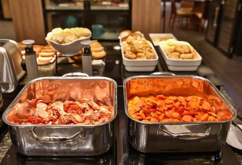 Quality Hotel Blumenau