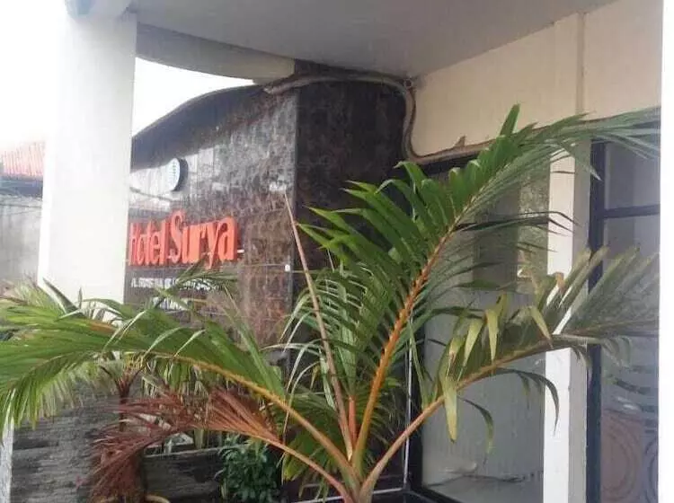 هتل Surya