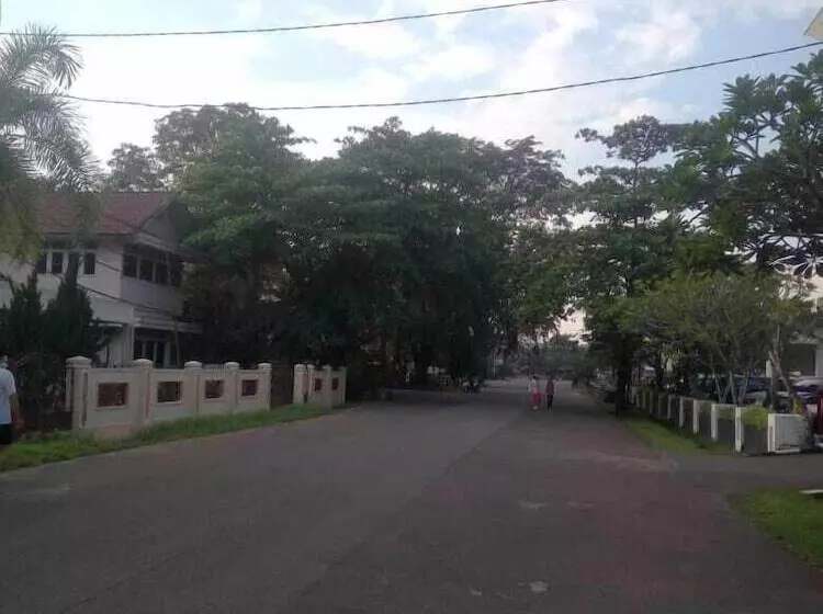 هتل Surya