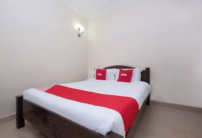 هتل O Lumut Villa Inn